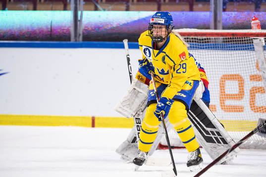 Olivia Carlsson of Sweden