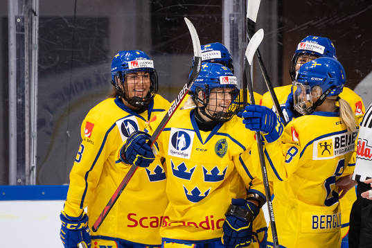 Anna Kjellbin, Emma Nordin and Ebba Berglund of Sweden