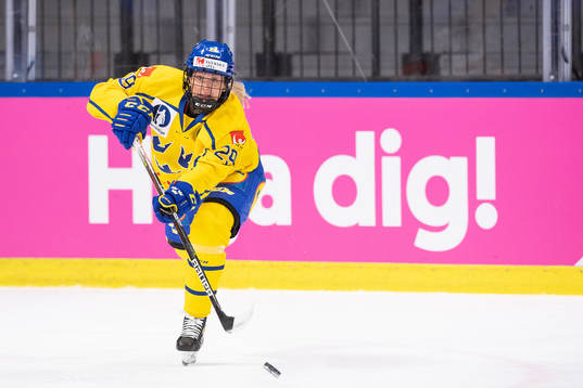 Olivia Carlsson of Sweden