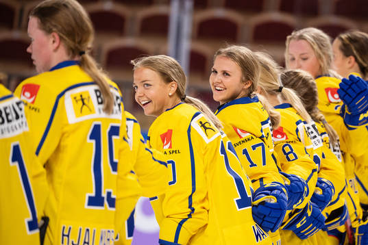 Mina Waxin and Sofie Lundin of Sweden