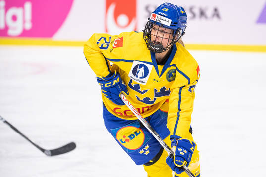Olivia Carlsson of Sweden