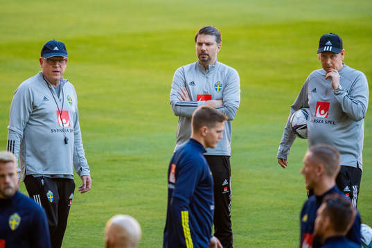 Head coach Janne Andersson, sports psychologist Daniel