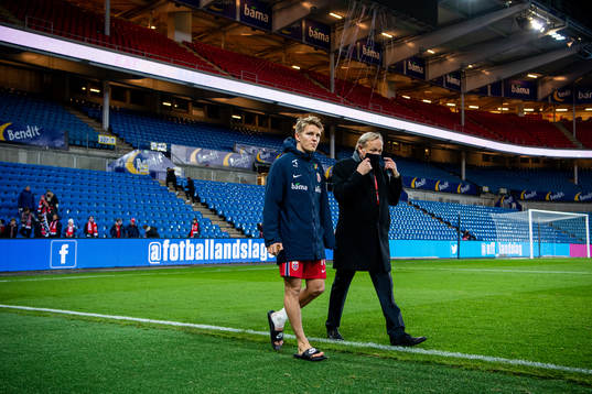 Martin Ødegaard and Geir Ellefsen, head of security of