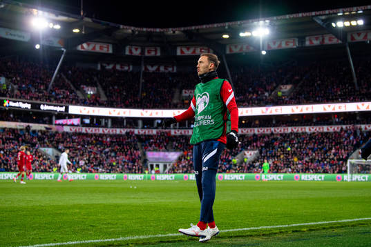 Fredrik Aursnes of Norway warms up