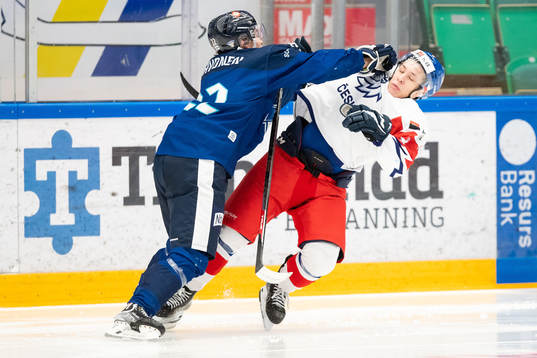 Roni Hirovonen of Finland and Jiri Tichacek of Czech