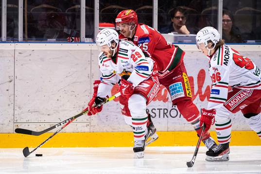 Moras Johan Persson och Modos Sam Vigneault