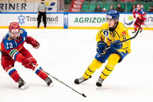 Dmitri Zlodeyev of Russia and Daniel Ljungman of Sweden