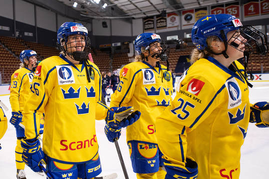 Hanna Olsson of Sweden celebrates