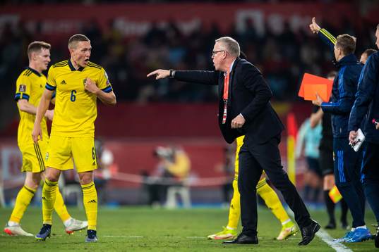 Ludwig Augustinsson and head coach Janne Andersson of Sweden