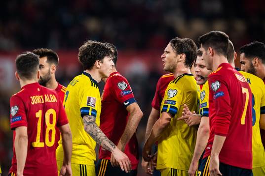 Victor Nilsson Lindelöf and Albin Ekdal of Sweden