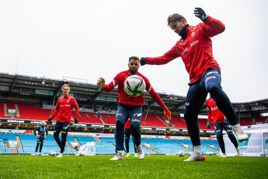 Goalkeeper Sten Grytebust and Anders Trondsen of the