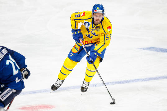 Anton Lander of Sweden