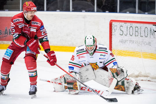 Modos Sam Vigneault och Moras målvakt Matteus Ward