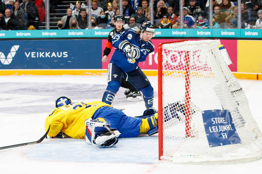 Lars Johansson of Sweden and Toni Rajala of Finland