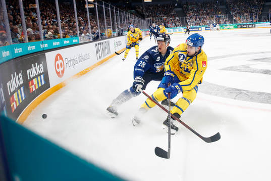 Teemu Tallberg of Finland and Henrik Tömmernes of Sweden
