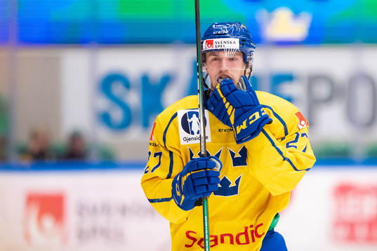 Linus Sjödin of Sweden