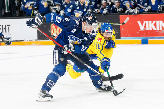 Harri Pesonen of Finland and Dennis Everberg of Sweden