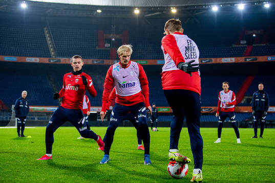 Julian Ryerson and Morten Thorsby of the Norwegian national