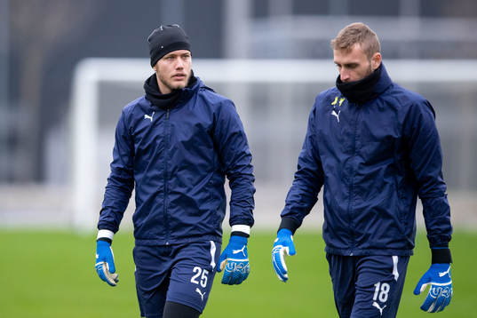 Målvakt Kalle Joelsson och målvakt Alexander Nilsson