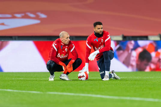 Goalkeeper André Hansen and goalkeeper Sten Grytebust of