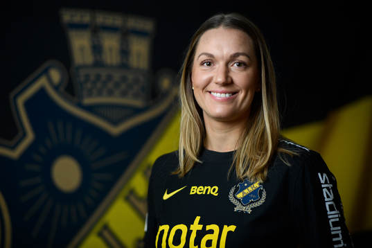 Bläddra bland fler bilder av Fotboll, AIK, Jennie Nordin