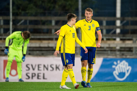 August Karlin and Casper Widell of Sweden looks dejected