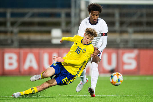 Williot Swedberg of Sweden and Carney Chuckwuemeka of