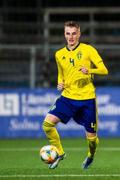 Elias Olsson of Sweden