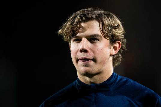 Goalkeeper Melker Ellborg of Sweden at lineup