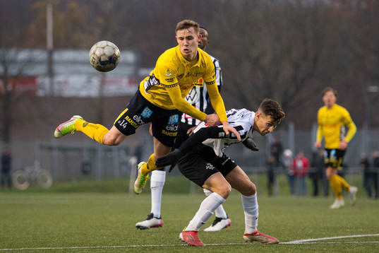 Elfsborgs Jacob Ondrejka och Landskronas Camil Jebara