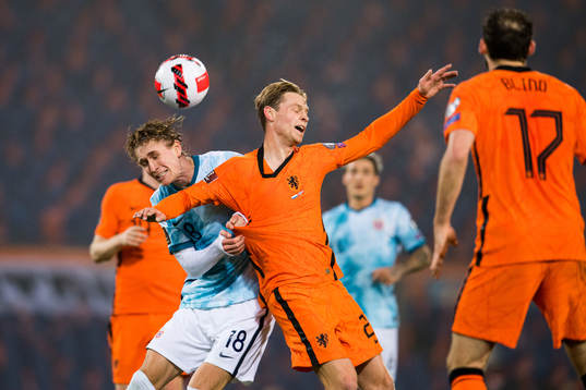 Ola Solbakken of Norway and Frenkie de Jong of Netherlands