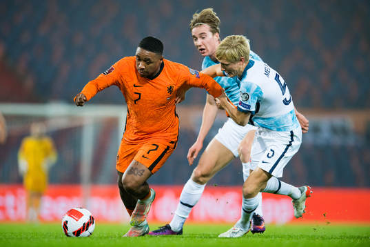 Steven Bergwijn of Netherlands and Birger Meling of Norway