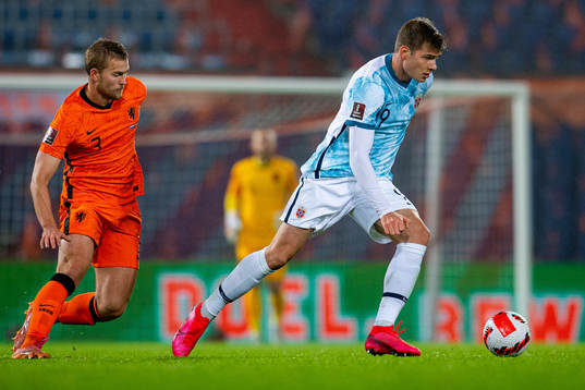 Matthijs de Ligt of Netherlands and Alexander Sørloth of