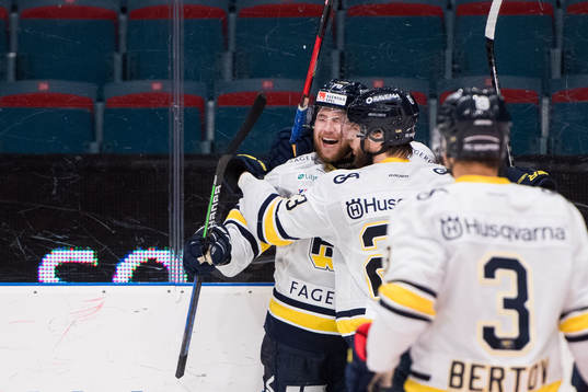 s Marcus Davidsson och Daniel Norbe jublar