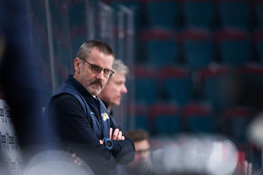 s tränare Tommy Samuelsson