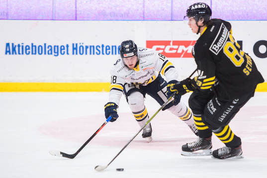 s Zion Nybeck och AIK:s Malte Setkov