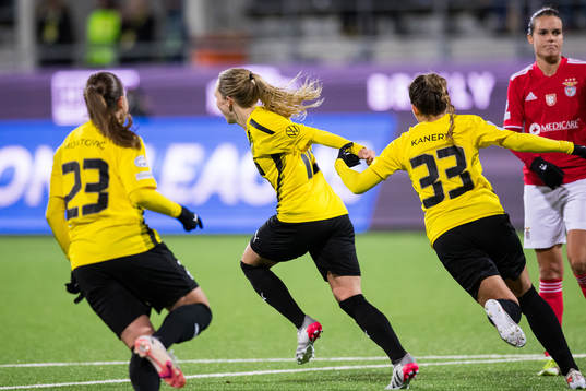 Elin Rubensson of Häcken celebrates