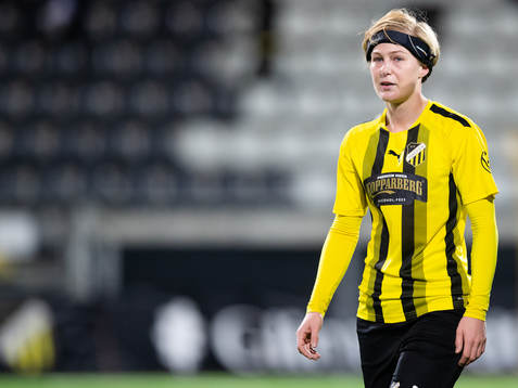 Luna Nörgaard Gevitz of Häcken looks dejected