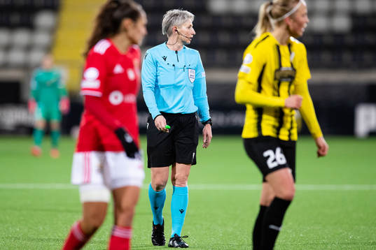 Referee Jana Adamkova