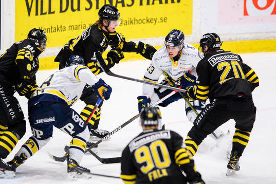 s Måns Lindbäck