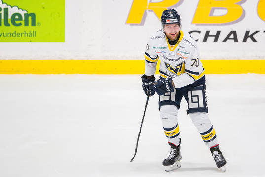 s Marcus Davidsson jublar