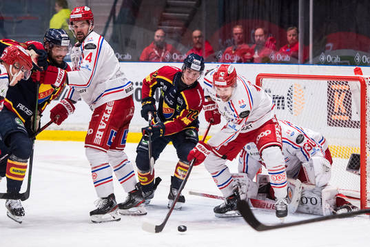 Timrås Tim Erixon, Nolan Zajac och målvakt Jacob