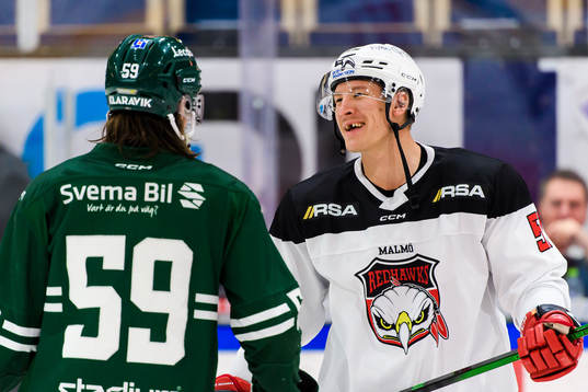 Färjestads Linus Johansson och Malmö Redhawks Emil
