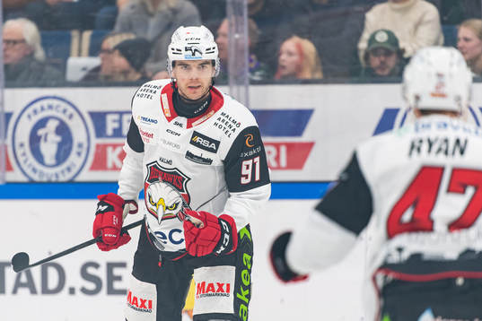 Malmö Redhawks Magnus Pääjärvi jublar