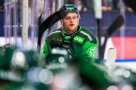 Färjestads Adam Ginning deppar