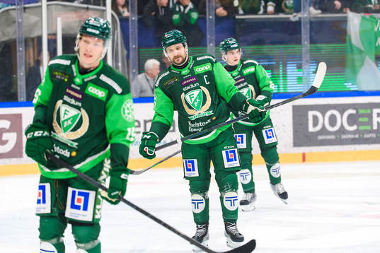 Färjestads Mikael Wikstrand deppar