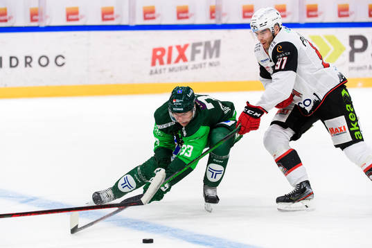 Färjestads Albert Johansson och Malmö Redhawks Magnus