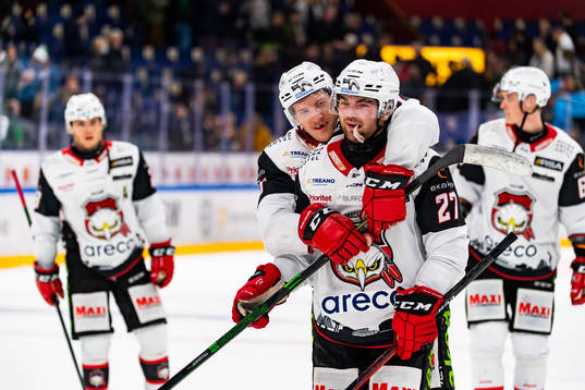 Malmö Redhawks Emil Sylvegård och Ponthus Westerholm
