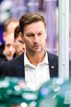 Färjestads tränare Johan Pennerborn