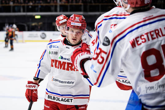 Timrås Erik Andersson jublar